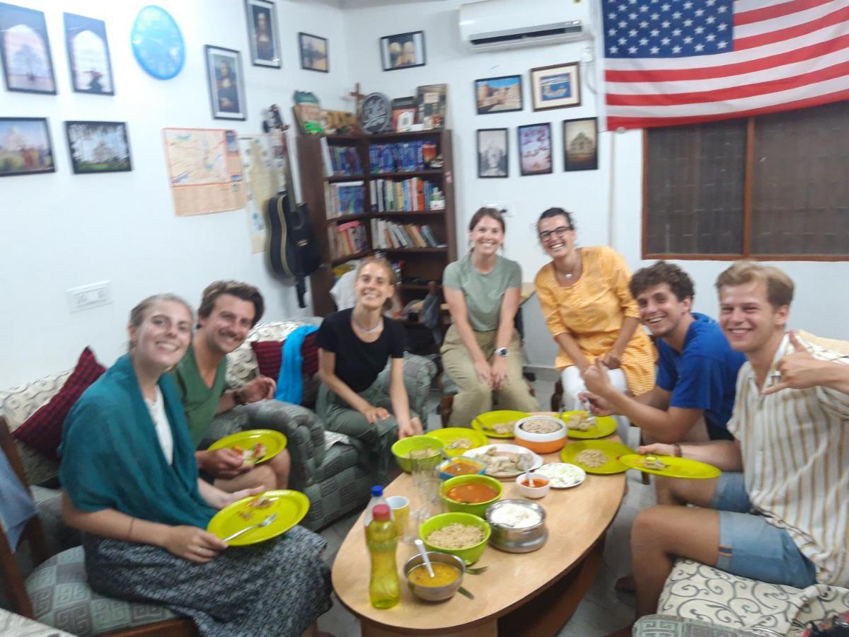 Zigzag Homestay Agra  Eksteriør bilde