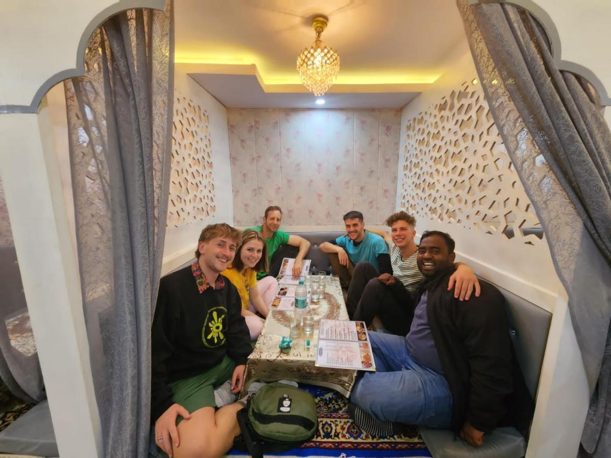 Zigzag Homestay Agra  Eksteriør bilde