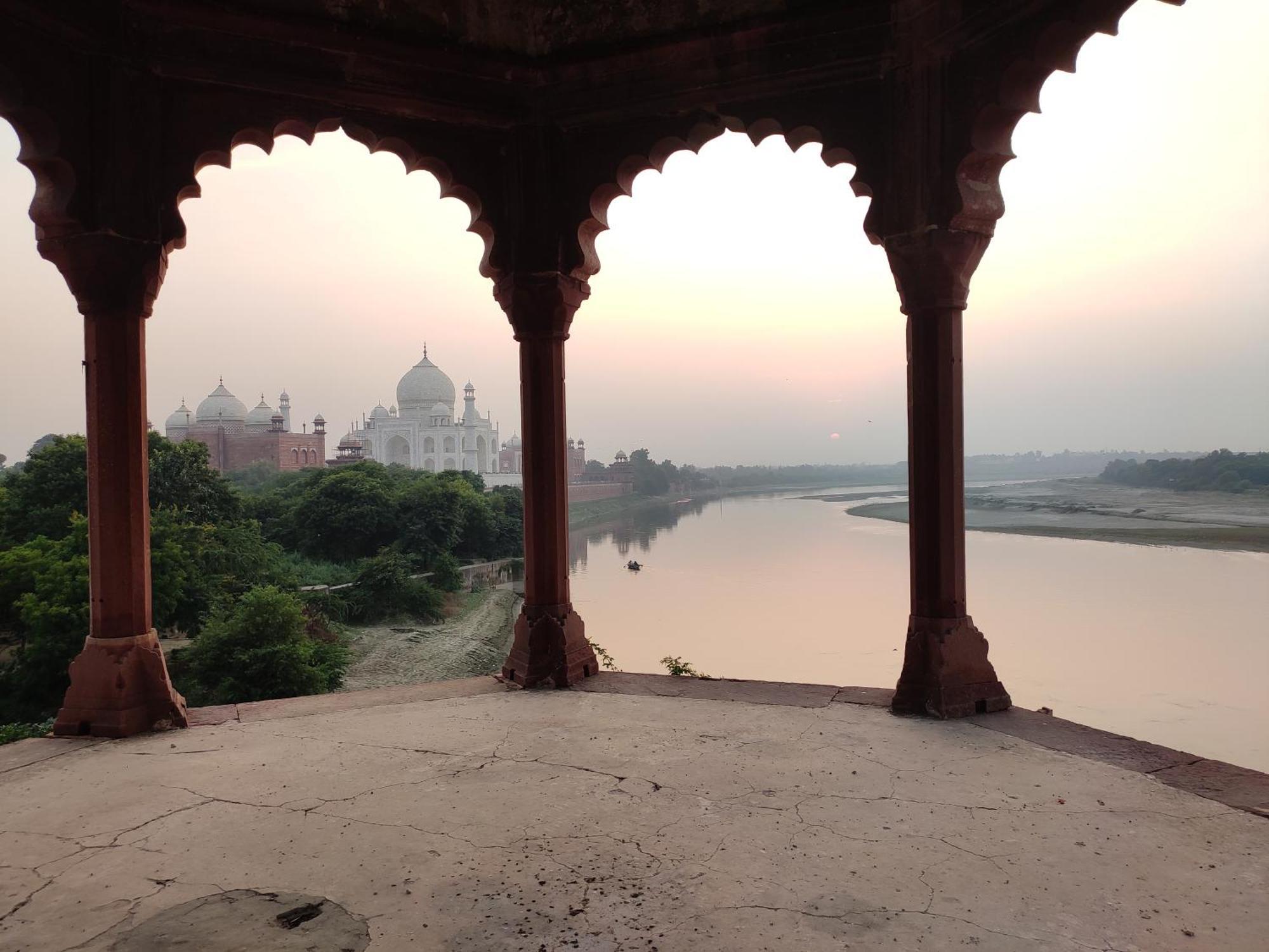 Zigzag Homestay Agra  Eksteriør bilde