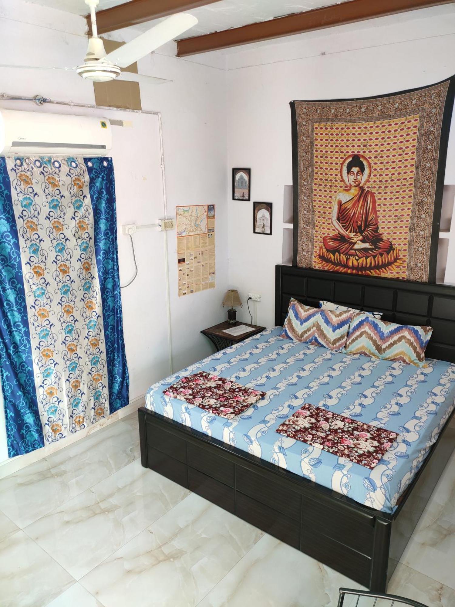 Zigzag Homestay Agra  Eksteriør bilde