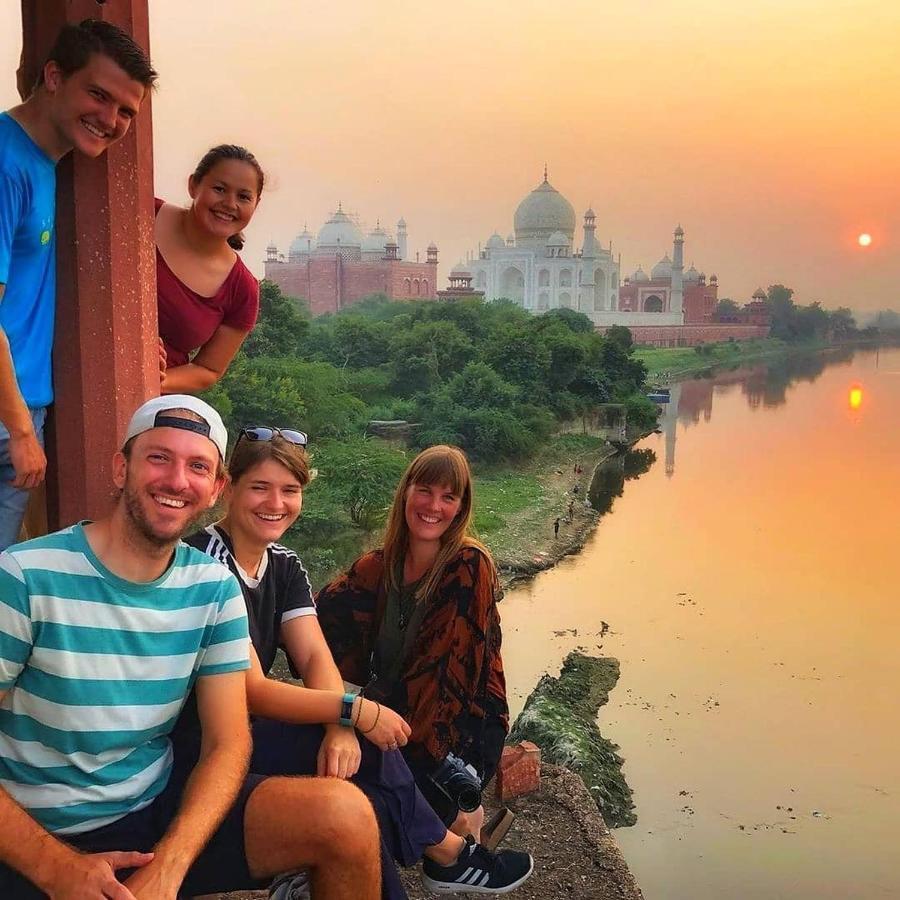Zigzag Homestay Agra  Eksteriør bilde
